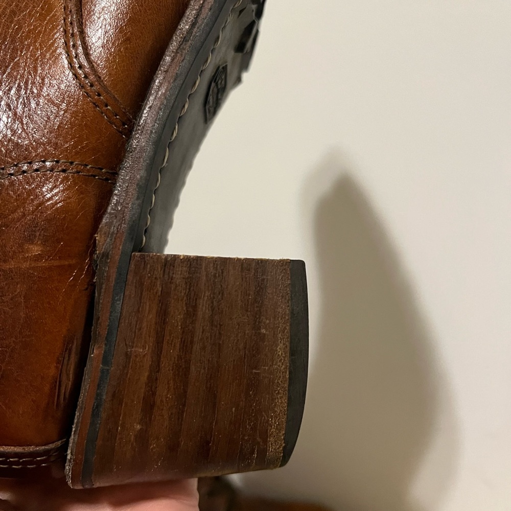 Frye brown leather Sabrina lace-up boots in size 9.5 G45 - Picture 8 of 12